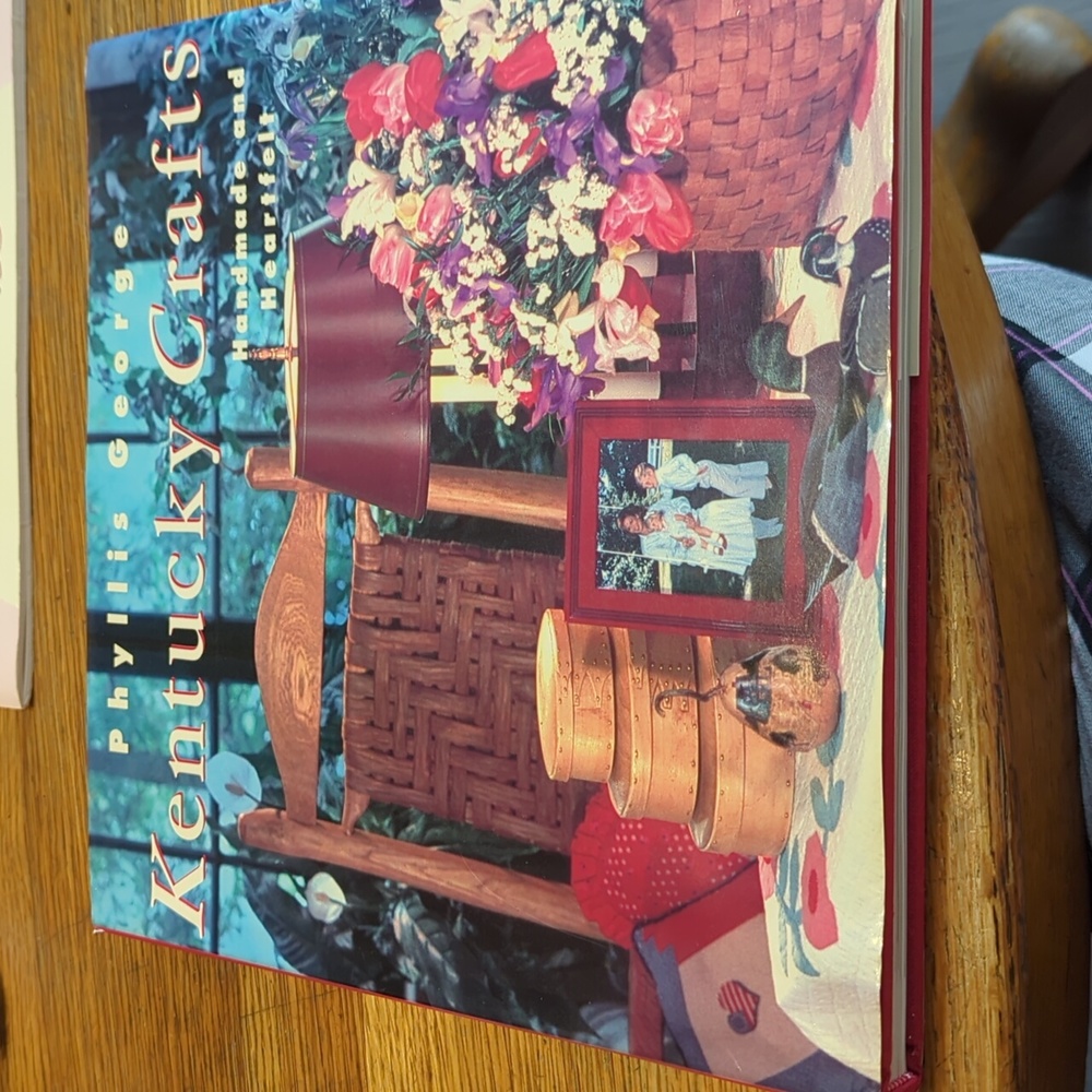 Kentucky Crafts Handmade and Heartfelt by Phyllis George